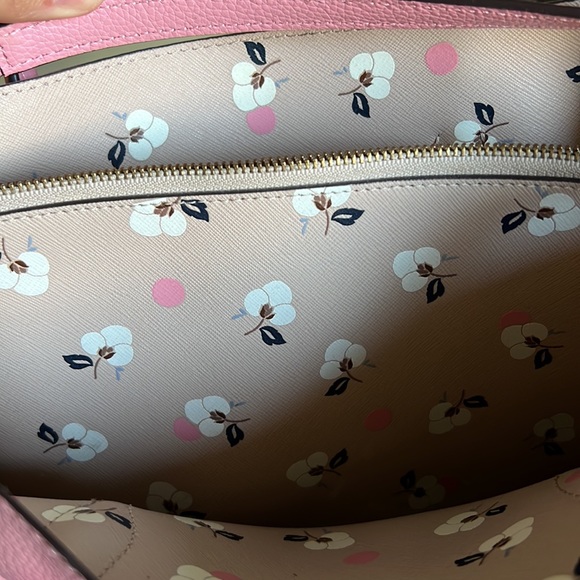 Kate Spade pink leather tote with zipper pocket inside, barely used - Picture 3 of 5
